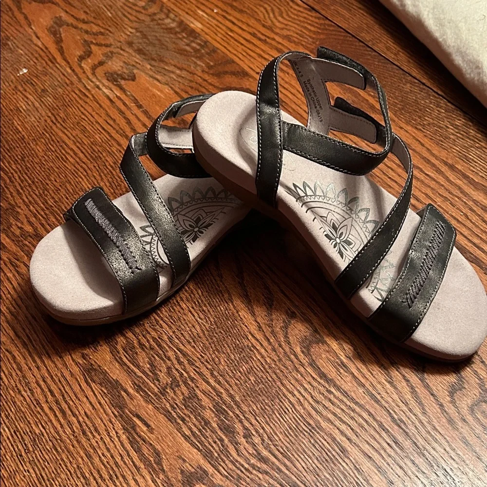 Aetrex Black Strappy Sandals - Picture 2 of 4